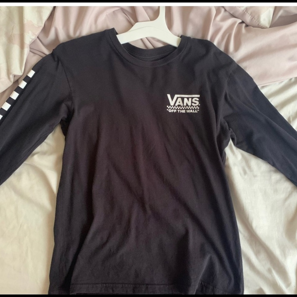 cute vans long sleeve top !